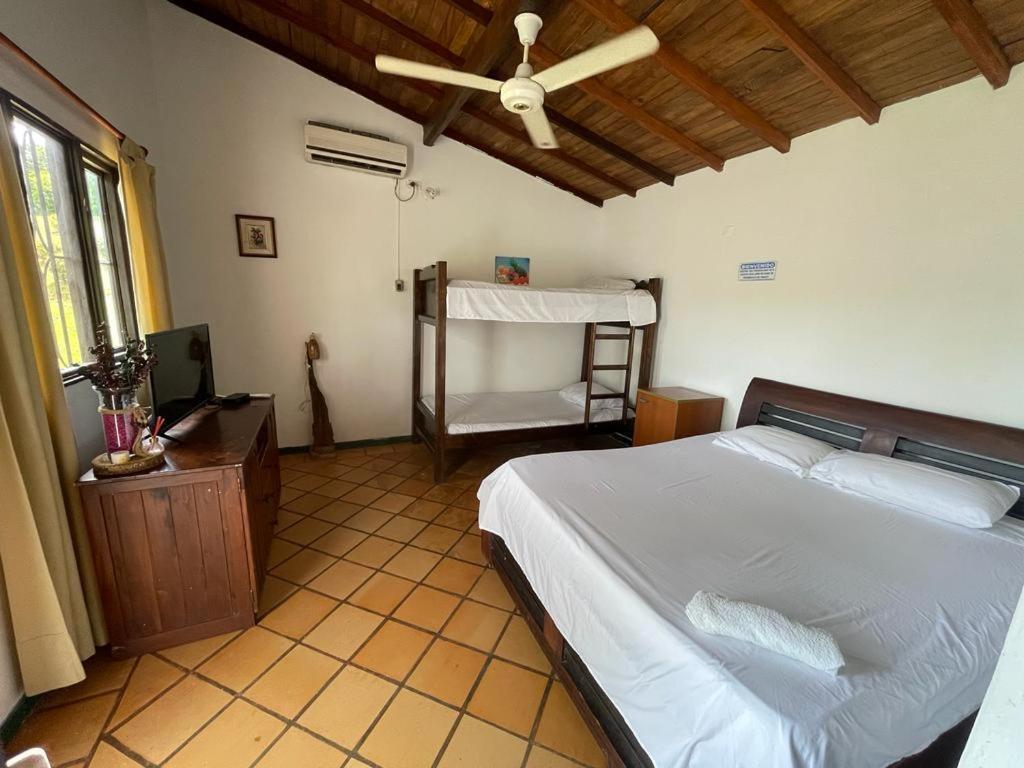 Hotel Candilejas Puerto Berrio Exterior photo